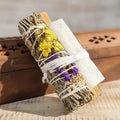 Smudge Stick Palo Santo con Cristallo di Selenite