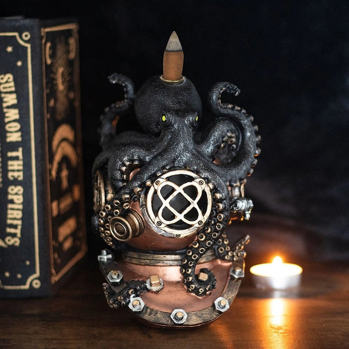 Bruciatore di incenso "Kraken on subacque's Helmet Backflow"