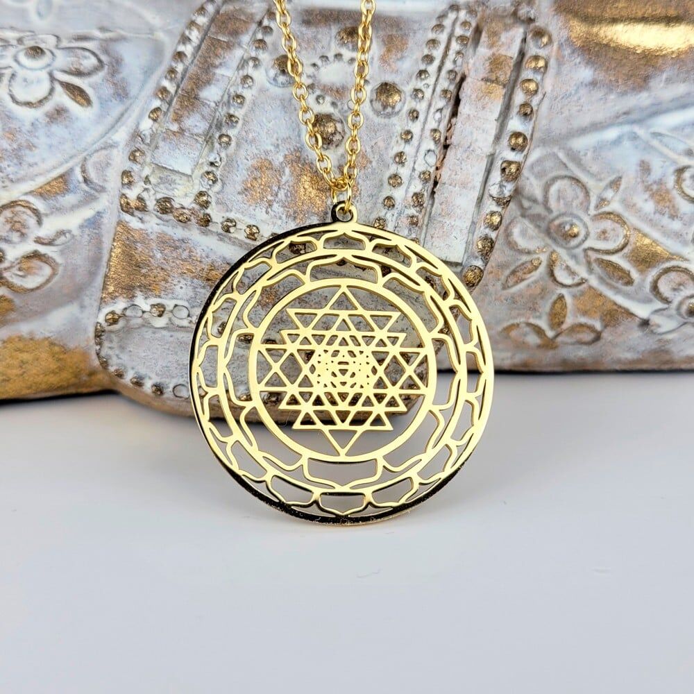 Ciondolo Sri Yantra placcato in oro 18K